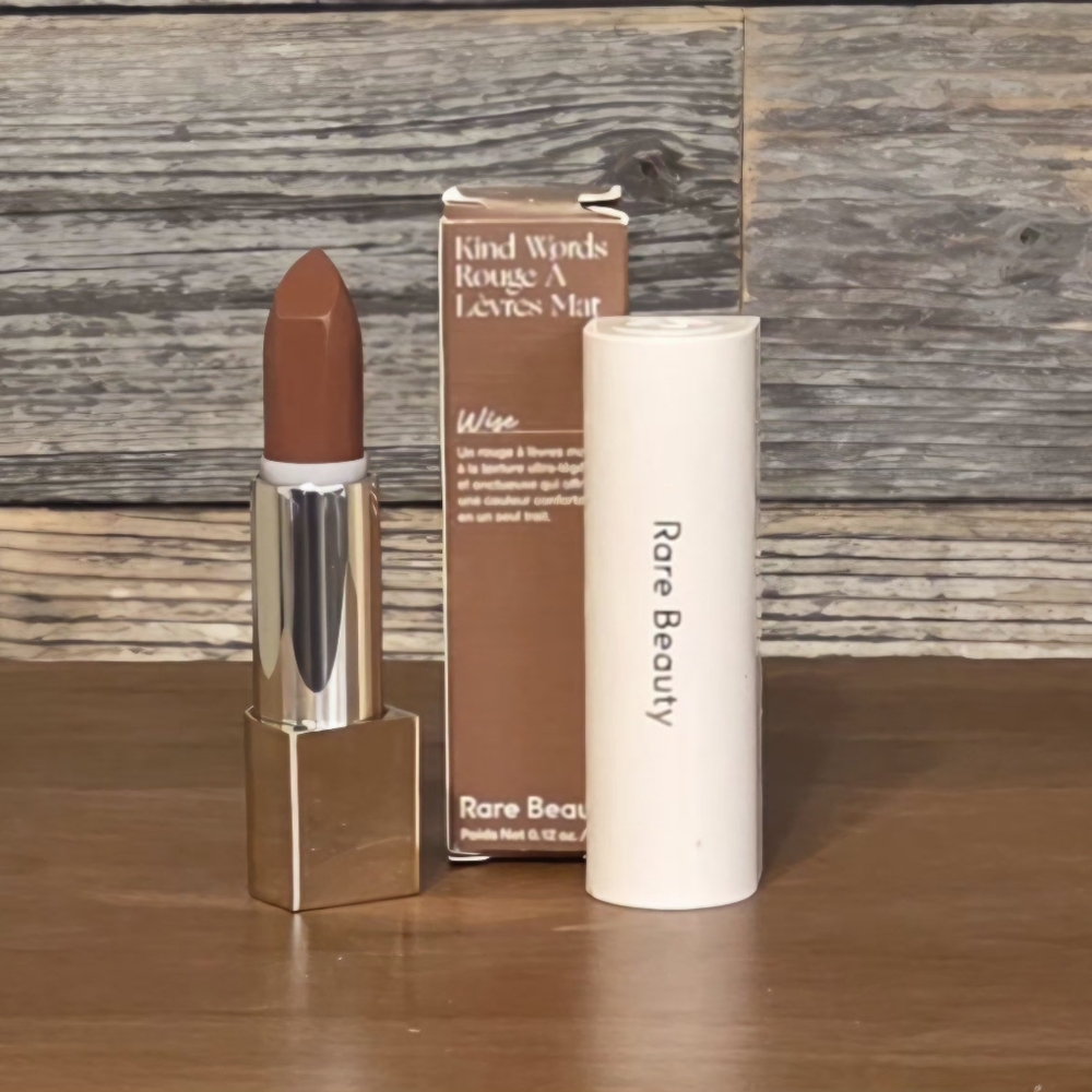 Rare Beauty- Kind Words Matte Lipstick Wise - Warm Brown Nude - Picture 4 of 13